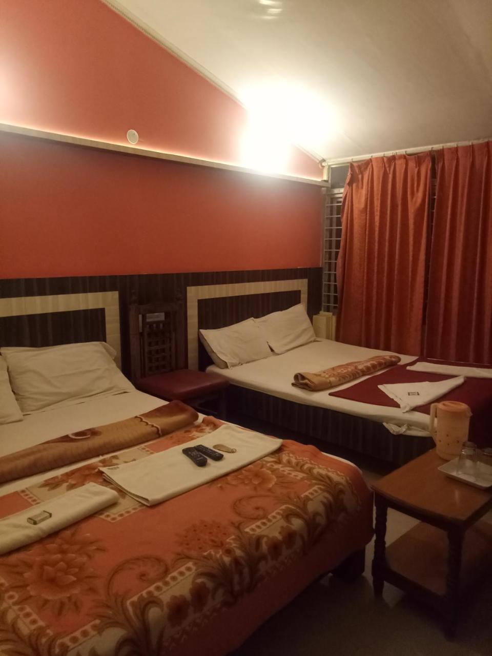 מייזור Hotel Sangeeth Lodging מראה חיצוני תמונה